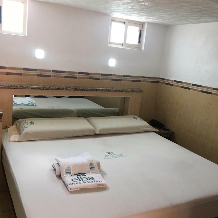 Hotel & Suites Elba Toluca Eksteriør billede